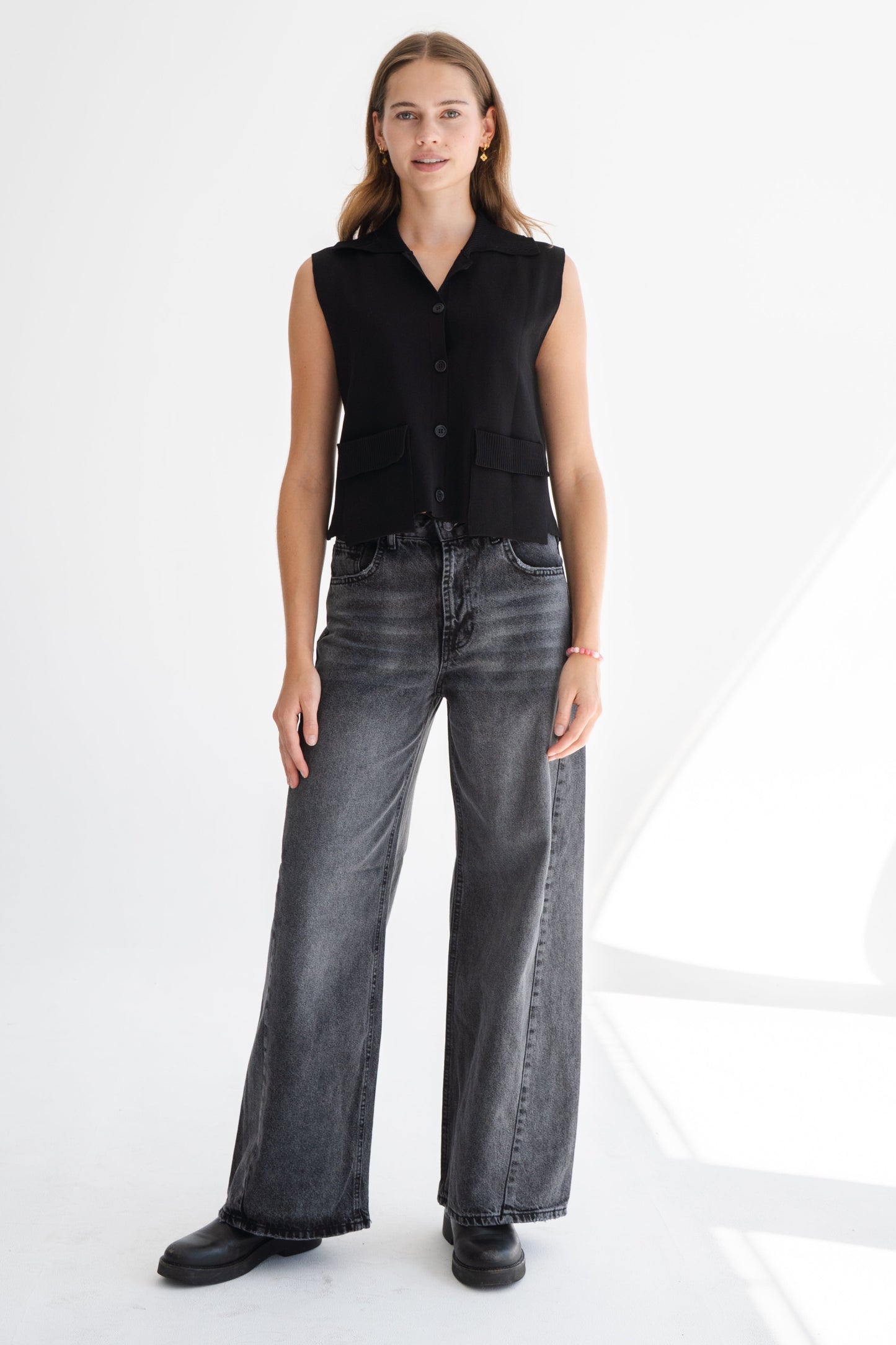 CHARCOAL WIDE LEG JEAN WITH SIDE SEAM