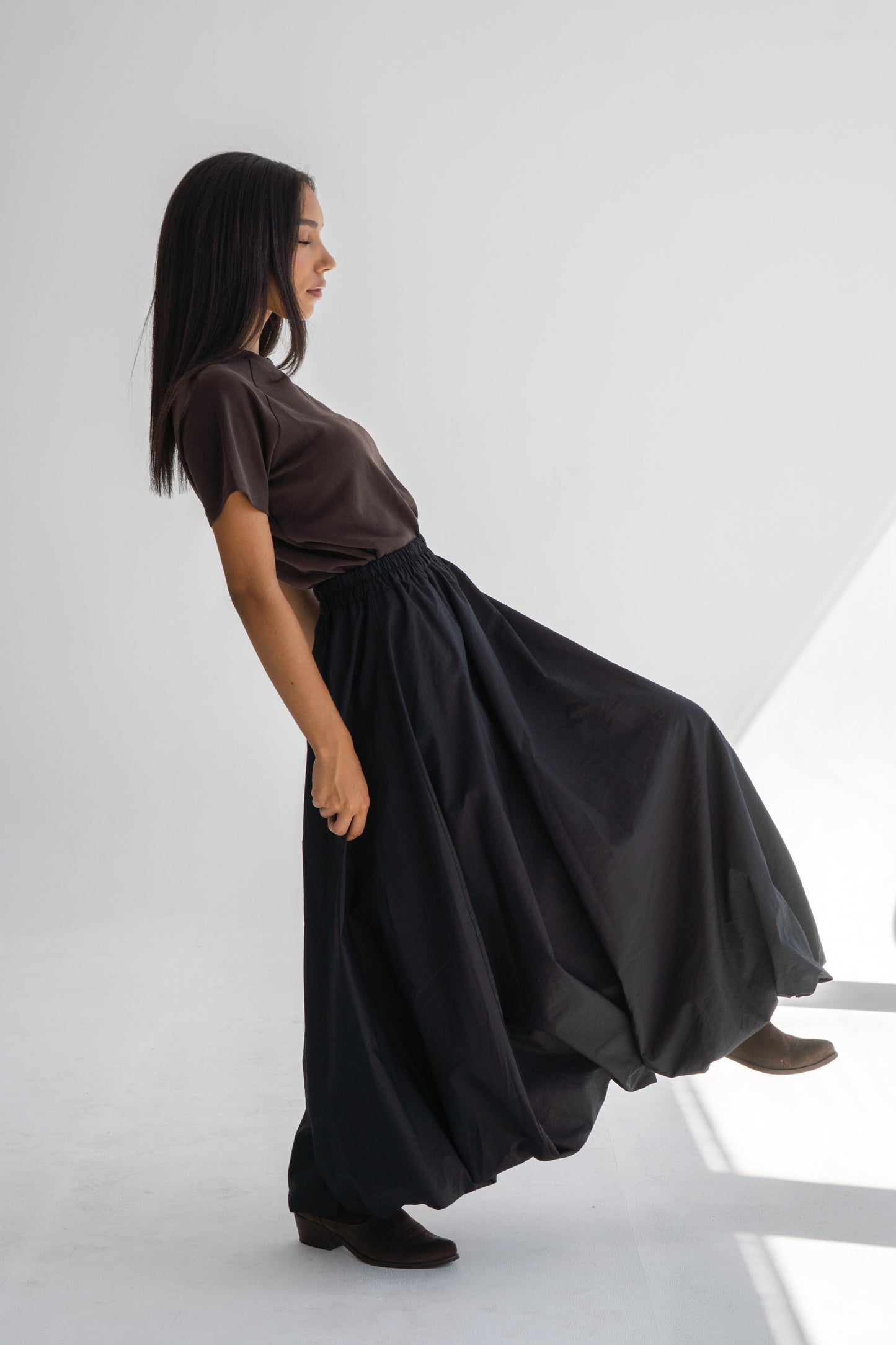 BLACK PARACHUTE SKIRT