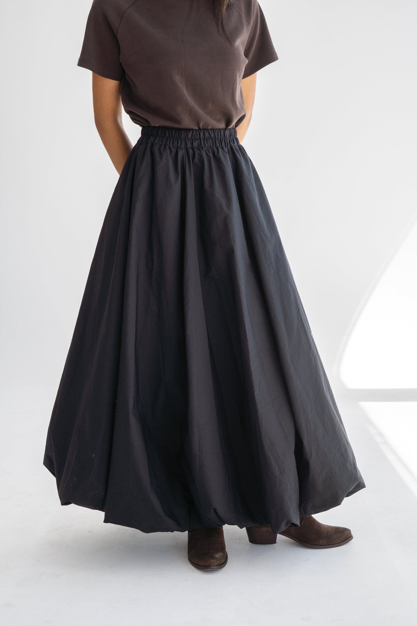 BLACK PARACHUTE SKIRT
