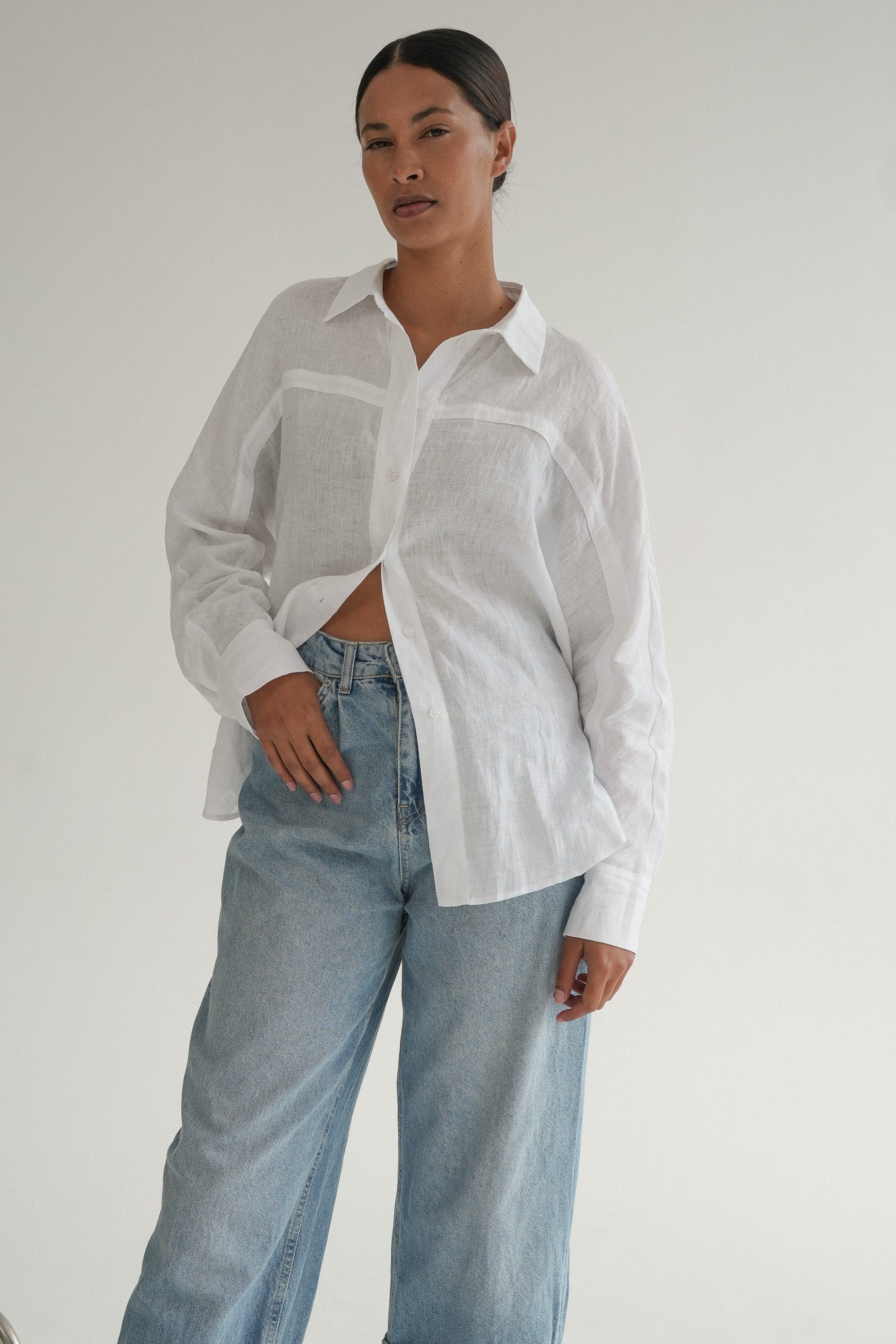 The Aluna Shirt in Salt