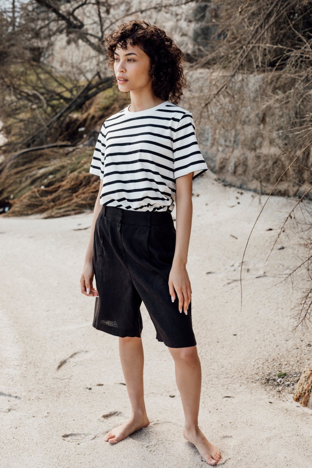 BLACK LINEN SHORTS