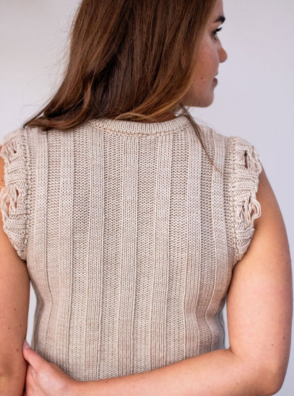 SHORT BEIGE KNIT