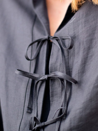 BLACK LINEN TIE TOP