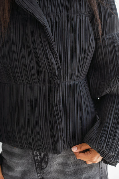 FINE PLEATED PUFFER
