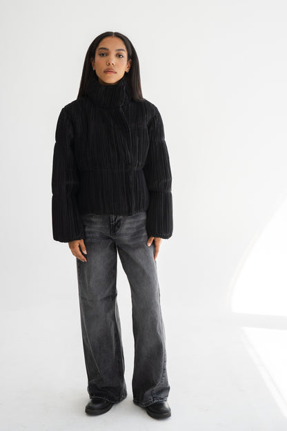 FINE PLEATED PUFFER