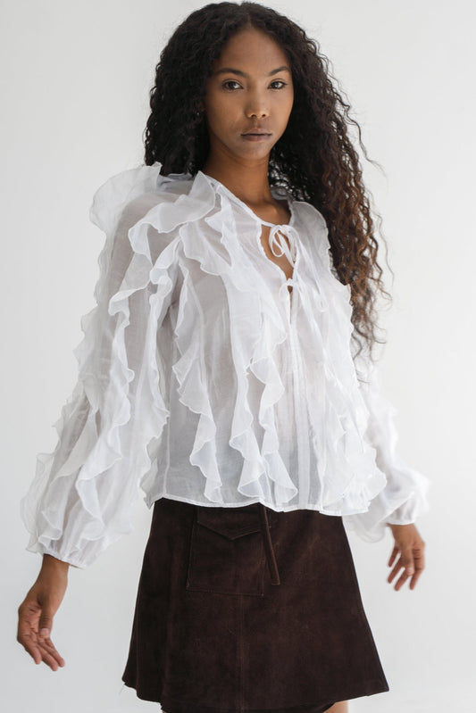 WHITE RUFFLE TOP