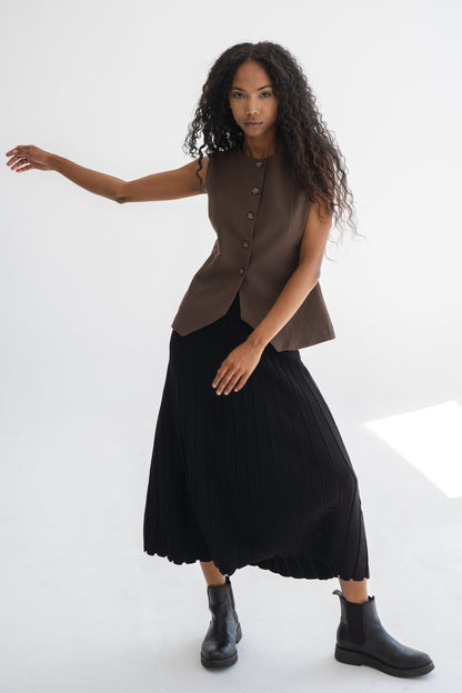 PLEATED KNIT SKIRT WITH SHIMMER DETAIL