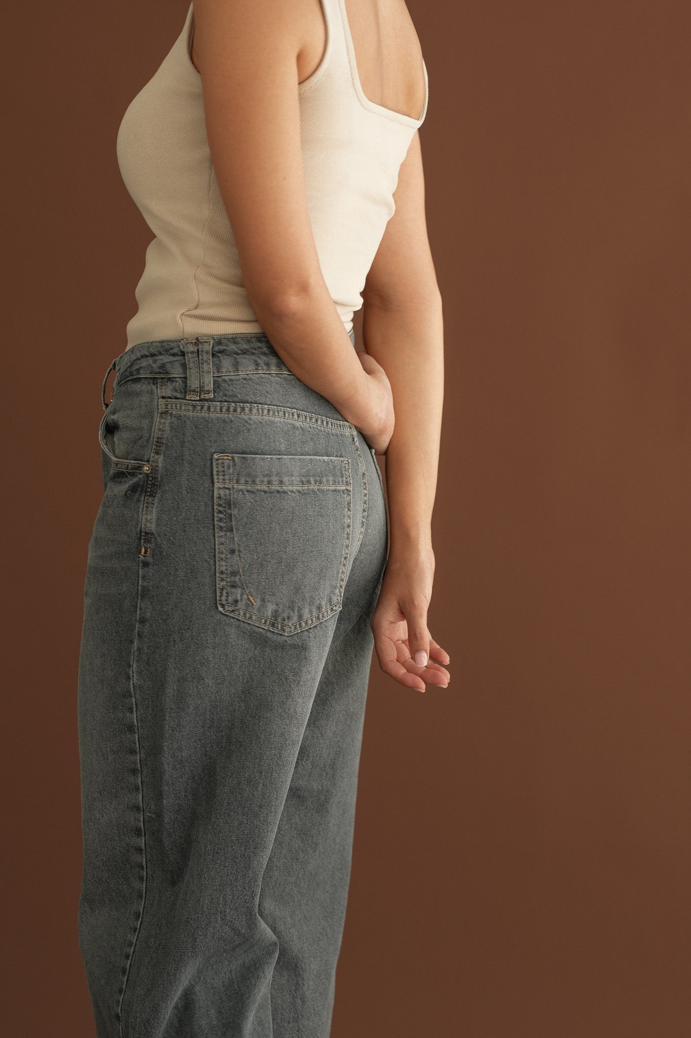 The Midday Jeans in Slate