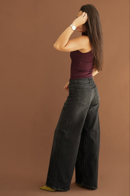 The Overtime Jeans in Smoke