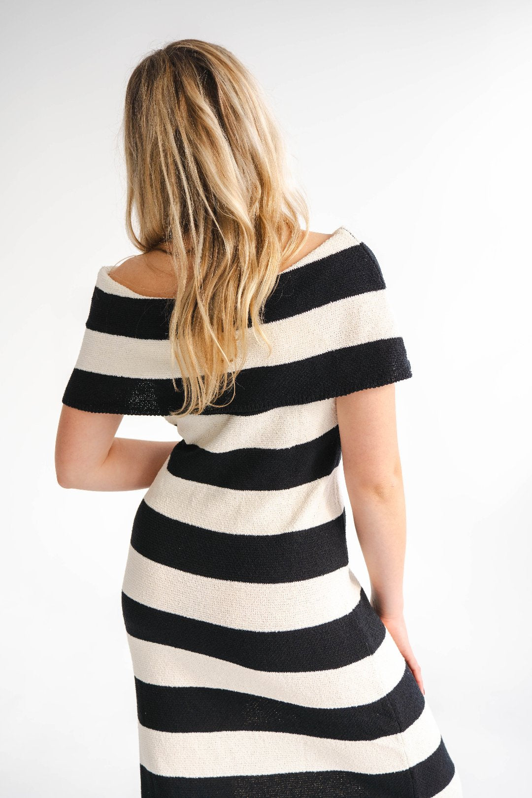 KNIT OFF-SHOULDER DRESS