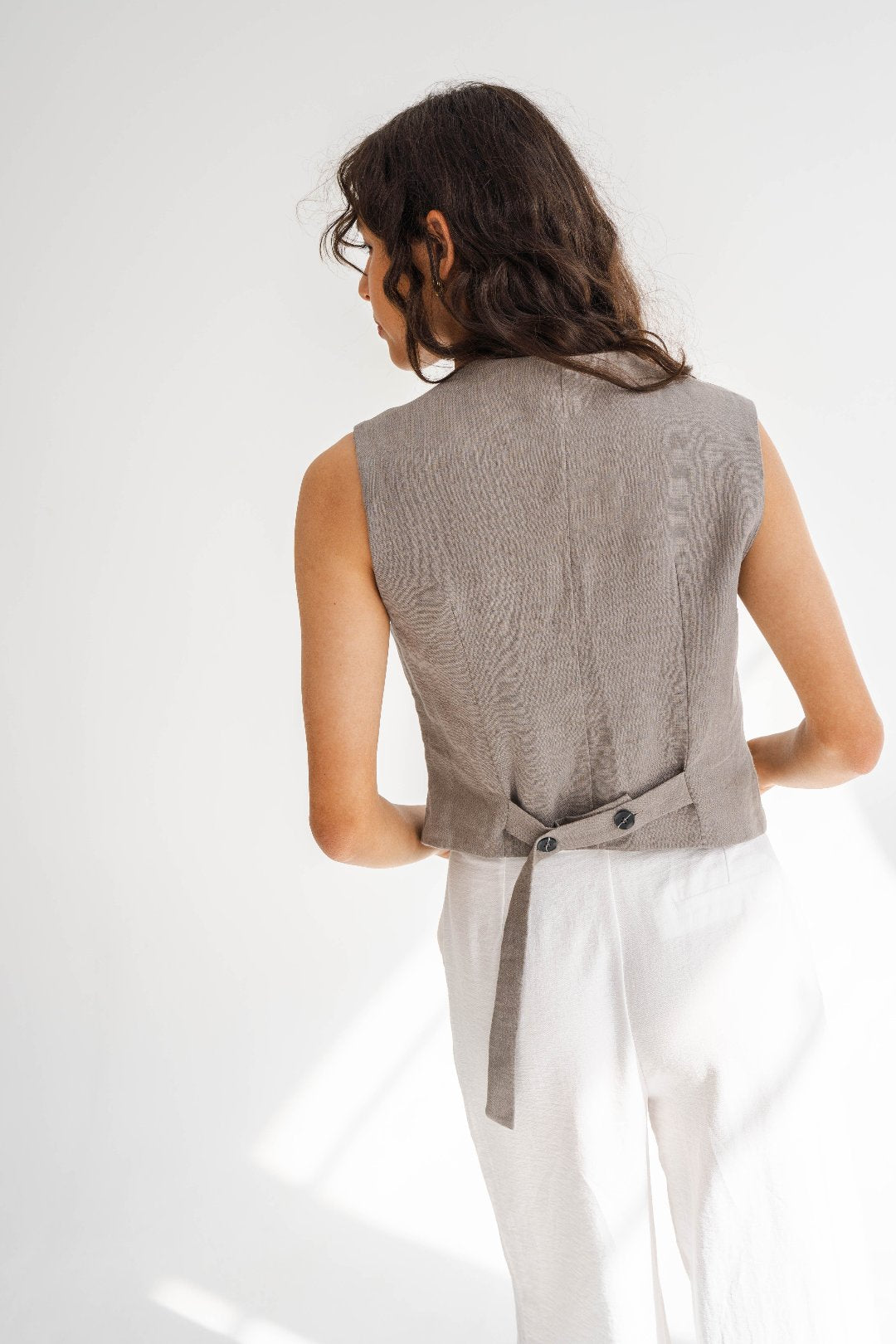 BROWN LINEN WAISTCOAT