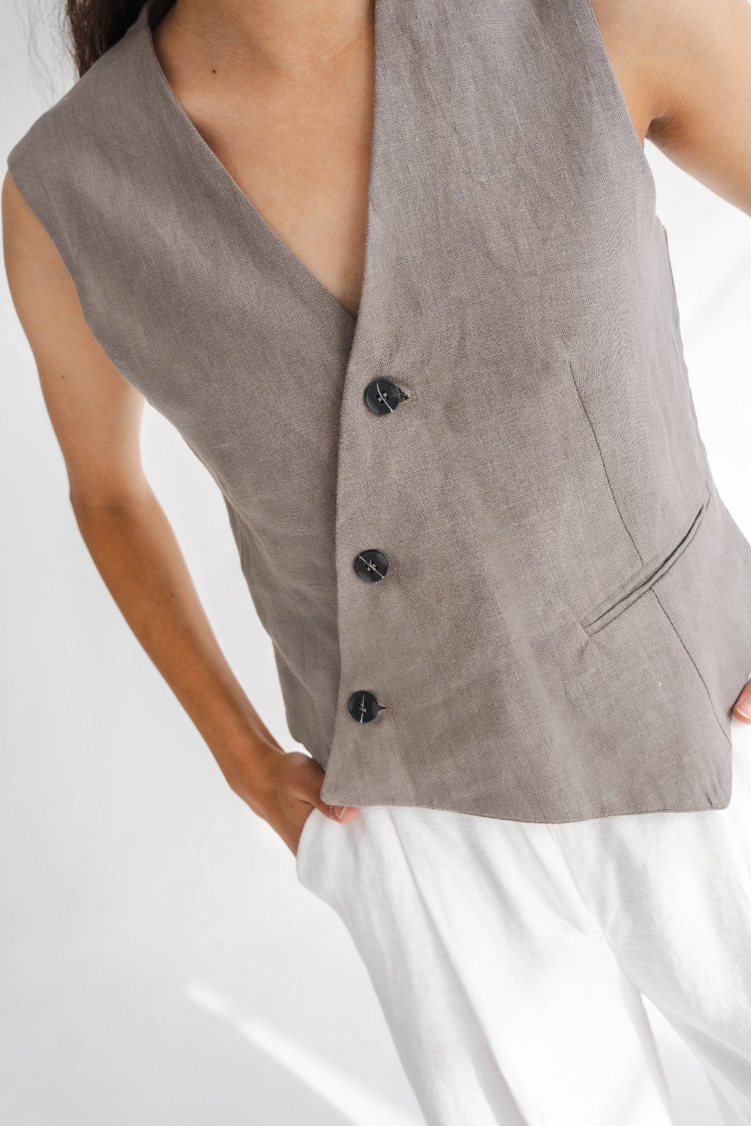 BROWN LINEN WAISTCOAT