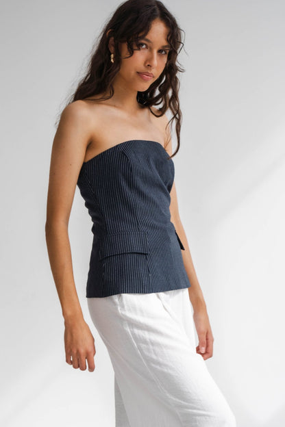 STRAPLESS WAISTCOAT