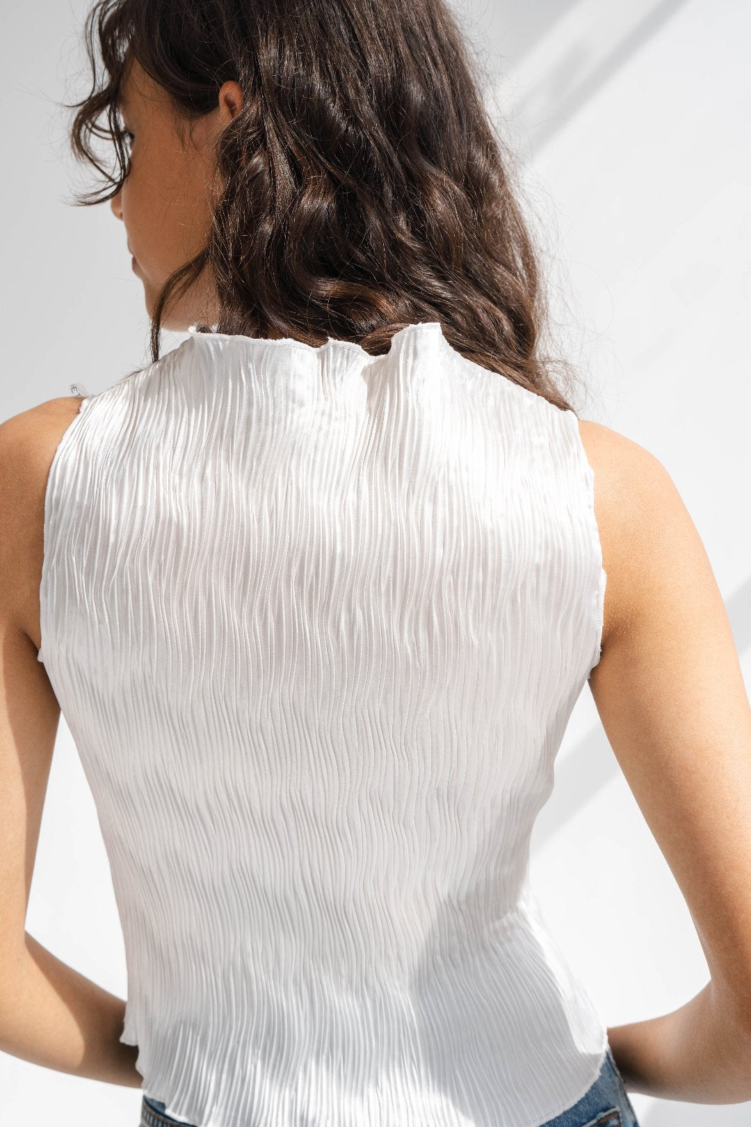 FINE PLEATED TOP