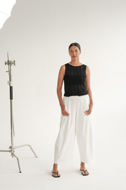 The Aera Pant in Soft Chalk