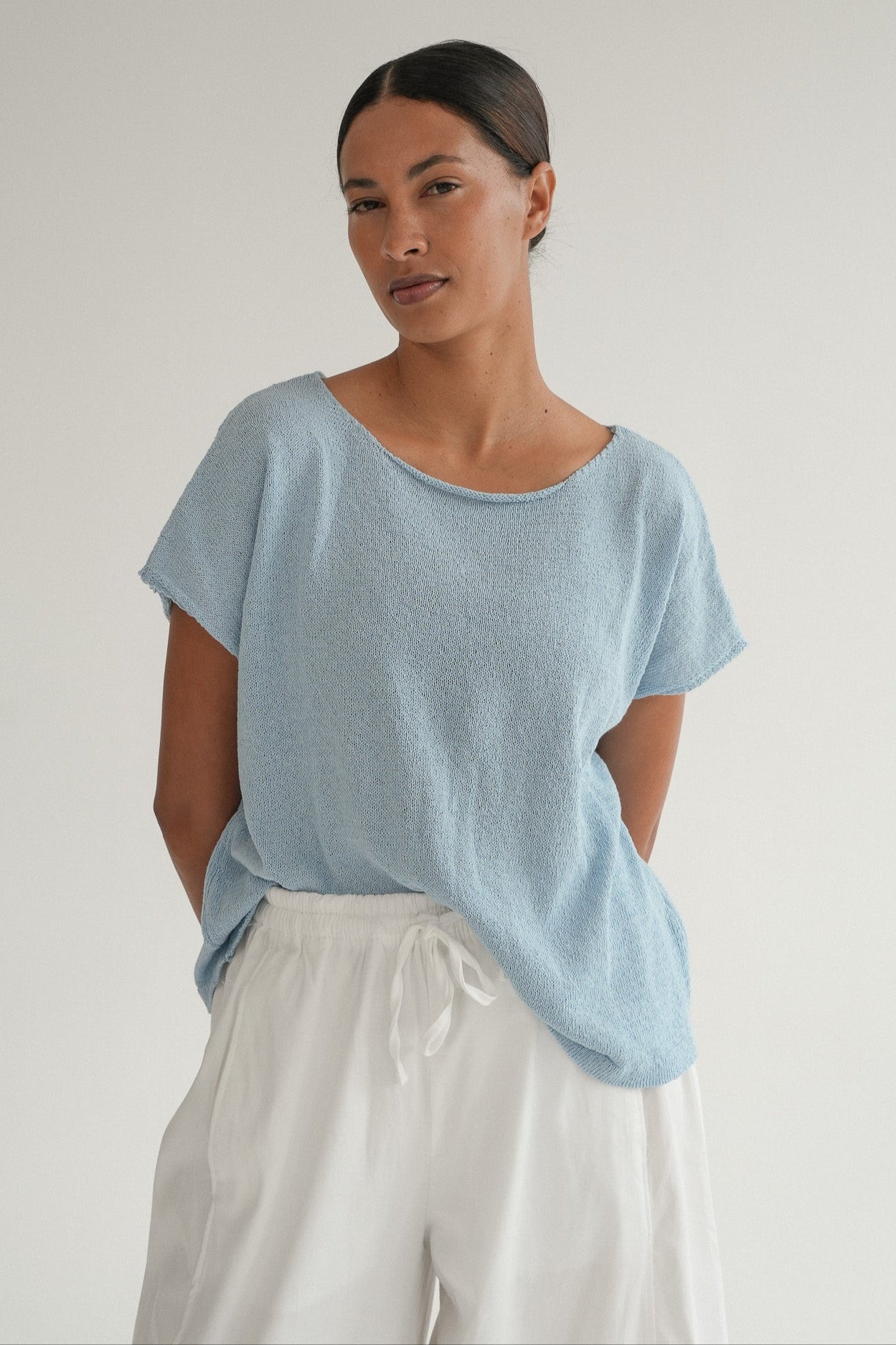 The Iris Knit tee in Mist Blue