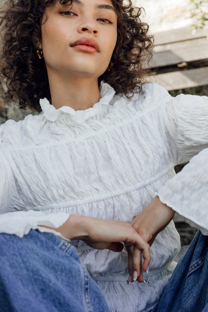 WHITE RUFFLE TOP