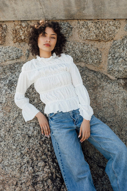 WHITE RUFFLE TOP