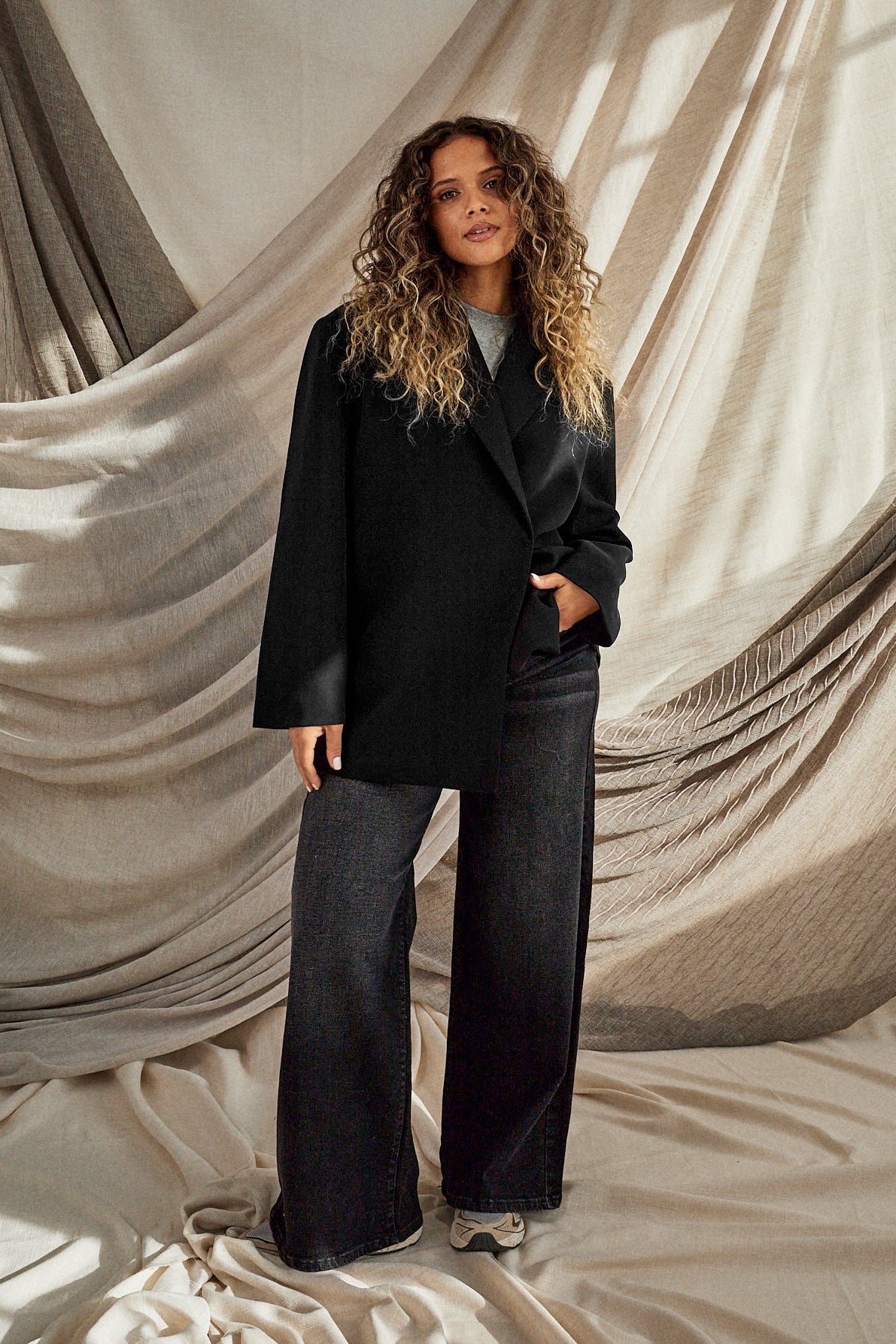 Oversized Blazer (Black)