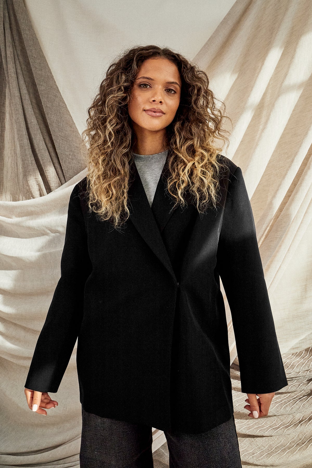 Oversized Blazer (Black)