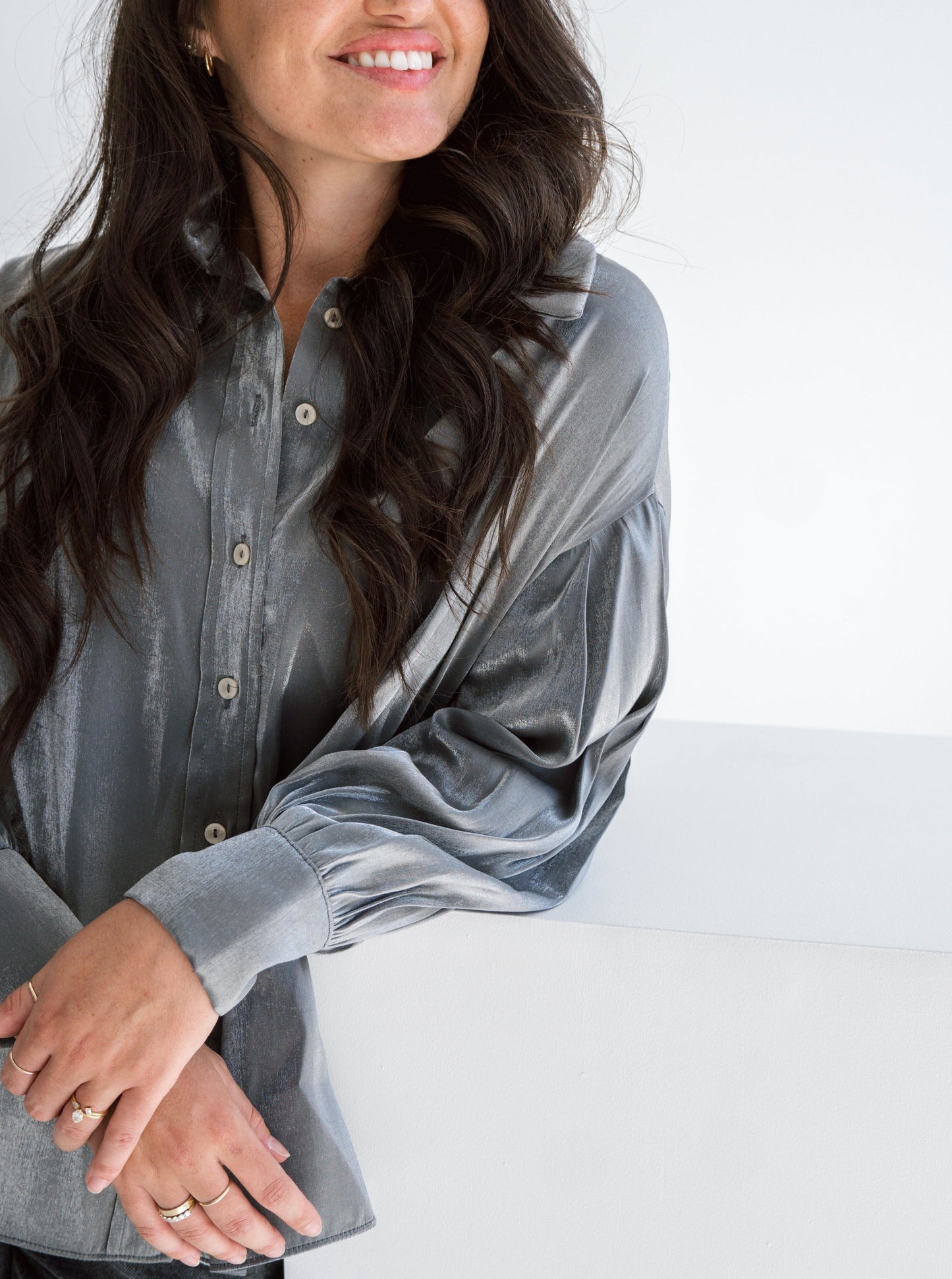 CHARCOAL/SILVER BUTTON DOWN