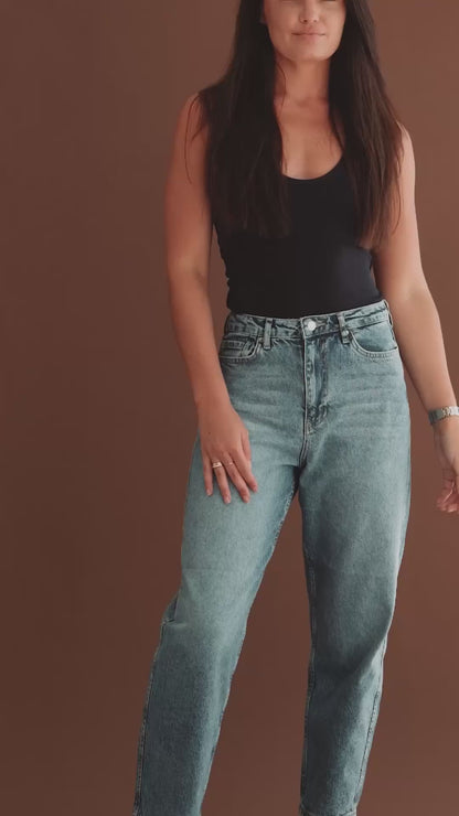 The Noon Jeans in Vintage Blue