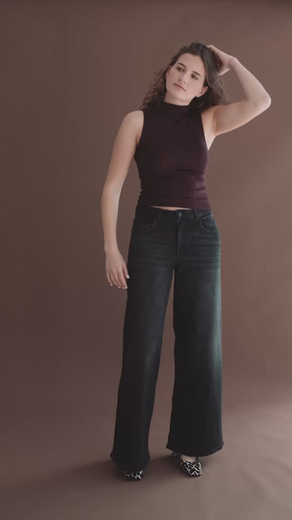 The Overtime Jeans in Smoke